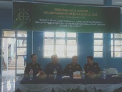 Kejaksaan Negeri Pagar Alam Berikan Penyuluhan Hukum Bagi Guru SMP di Kota Pagar Alam