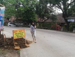 Tidak Ada Sosialisasi Penggalian Pemasangan Kabel Fiber Optic Milik PT Telkom Dikeluhkan