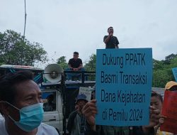 Front Aksi Mahasiswa Demo Dukung PPATK Bongkar Dugaan Aliran Dana Kejahatan Untuk Pilpres