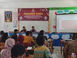 91 Anggota KPPS Desa Cipalabuh  Mengikuti Bimbingan Teknis
