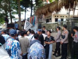 Menindaklanjuti Lapdu yang Dilayangkan Sebelumnya, Ormas BBP Gelar Aksi Unjuk Rasa Didepan Kantor Bawaslu Lebak