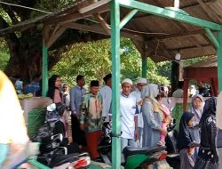 Tradisi Ziarah Kubur Jelang Lebaran di Desa Muara