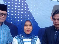 Komitmen Maju di Pilwakot Kota Pagar Alam, Hj Heppy Sapriani Kembalikan Berkas Bakal Calon Walikota