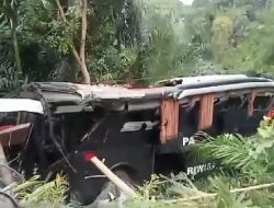 Enam Orang Alami Luka Berat Akibat Kecelakaan Bus Rombongan Studytour
