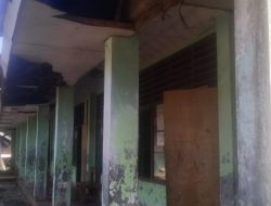 Gedung Sekolah MIS-MA Pasung Tidak Terawat