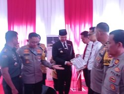 Polres Pagar Alam Tutup Rangkaian Hut Bhayangkara ke 78 Dengan Doa Bersama dan Pembagian Doorpreize juga Pemotongan Tumpeng