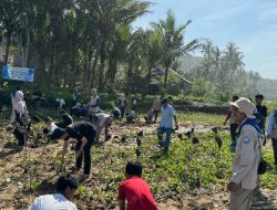 Suksesnya Program “Cinta Situregen” dengan Coastal Clean Up di Pantai Batu Sahulu