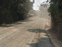 Pengerjaan Jalan Cikumpay-Ciparay di Keluhkan Warga Sekitar