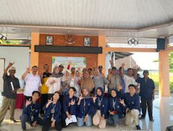 Mahasiswa KKN-T IPB di  Nglungger Ubah Limbah Kotoran Hewan dan Rumah Tangga Jadi Pupuk Organik Cair