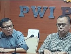 Menyalahi Aturan, Dewan Kehormatan PWI Berhentikan Hendry Ch  Bangun