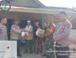 Kapolsek Gunungkencana Salurkan Sembako Kepada Ponpes Roudotull Falah