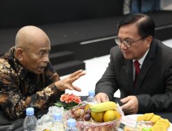 Suasana Kantor PWI Pusat Penuh Ketegangan, Dijaga Ketat dan Dipasang Pengaman