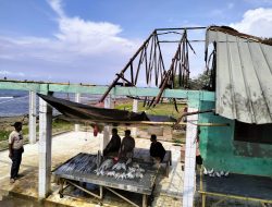 Dikeluhkan Warga, Bangunan TPI Tak Beratap di Sukahujan