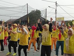 Pimpin Kegiatan Senam Sehat Bersama dan Pembagian Door Prize Ketua DPD Pagar Alam Efsi Komar Gaungkan Yel Yel Kemenangan Hepy-Efsi