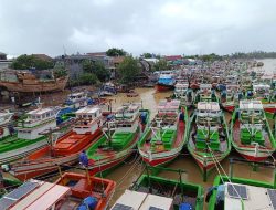 Hujan Badai Menerjang, Ribuan Nelayan di Lebak Selatan Tidak Bisa Melaut