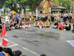 Selain Reformasi Birokrasi, Mahasiswa Minta Bupati Lebak Segera Merealisasikan Pembangunan Infrastruktur