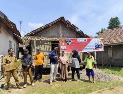 Ormas Jayagati Dampingi Ketua DPRD Lebak Meninjau Empat Rumah Penerima Manfaat BSPS