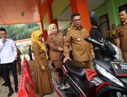 Gubernur Banten Andra Soni Tinjau Pelayanan di Samsat Malingping Kabupaten Lebak