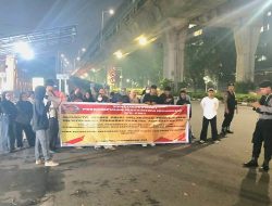 PMI Gelar Aksi di Depan Mabes Polri
