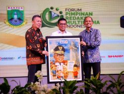 Gubernur Banten Andra Soni Raih Dua Pimred Award Tahun 2025 FPRMI