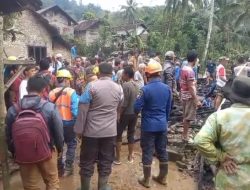 Empat Rumah Hangus Terbakar di Kampung Cibeureum