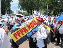 Perjuangan Guru Madrasah Berlanjut Aksi Demo di Jakarta