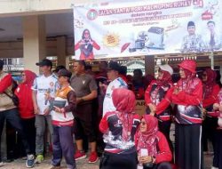 Meriahkan HUT Ke-80 PGRI, Ratusan Guru dan Warga Meriahkan Jalan Santai di Alun-Alun Malingping