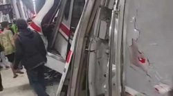 Tabrakan Kereta di Bekasi Timur, KAI Evakuasi Korban dan Nonaktifkan Listrik