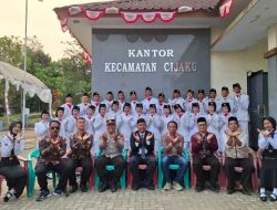 Kukuhkan Paskibra, Camat Cijaku Ingatkan Jaga Amanah Bendera Merah Putih